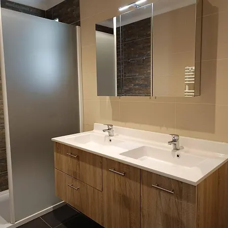 Superbe T4 Classee 3 Etoiles Avec Piscine Privative Chauffee 8palcr *