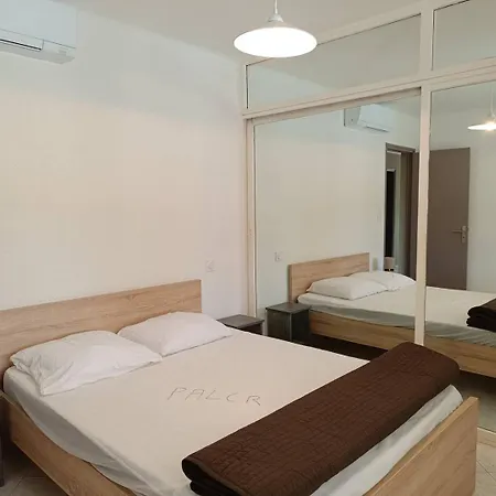 Superbe T4 Classee 3 Etoiles Avec Piscine Privative Chauffee 8palcr